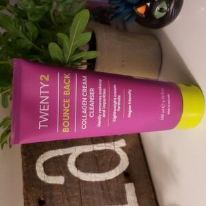 Twenty2 Bounce Back Collagen Cream Cleanser. Sealed.